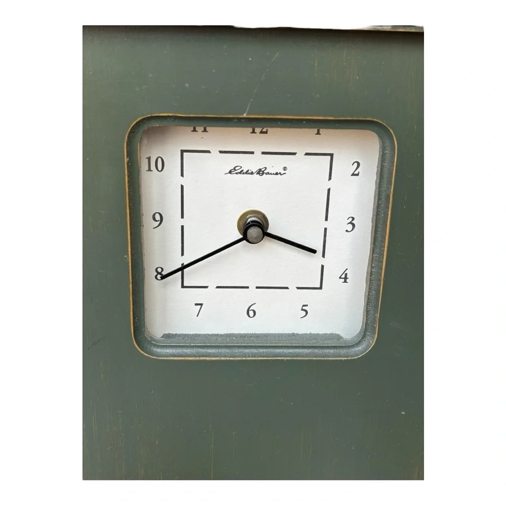 Eddie Bauer wooden dark green mantle quartz clock with handle | OS
